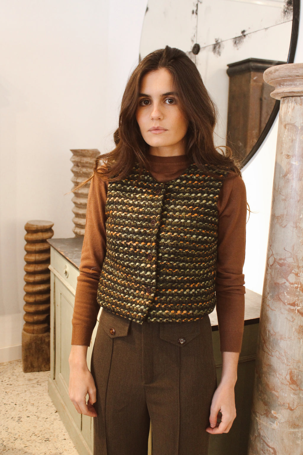 CHALECO TWEED BOUCLÉ OLIVA